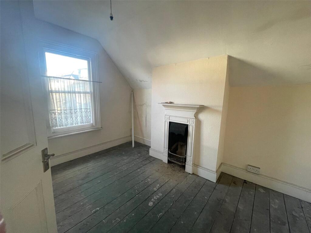 Additional image 7 of Selsdon Road, South Croydon, CR2