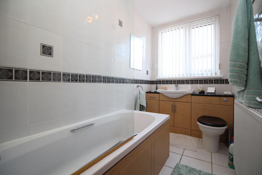 Additional image 10 of Manor Way, Holland-on-Sea