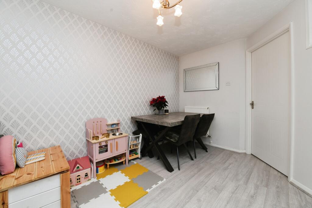 Additional image 7 of Kings Chase, Brentwood, Essex, CM14