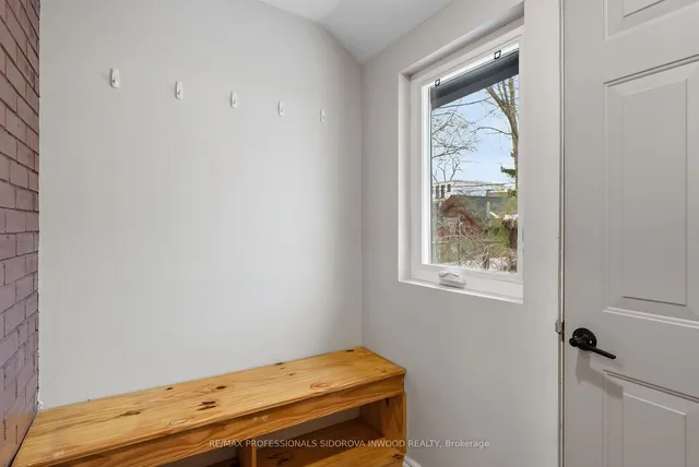 Additional image 20 of 545 Runnymede Rd