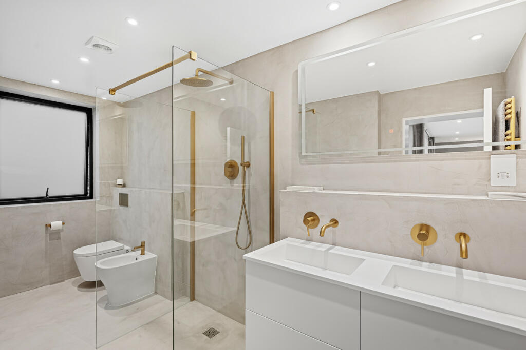 Additional image 13 of Pine Coombe, Shirley, CR0