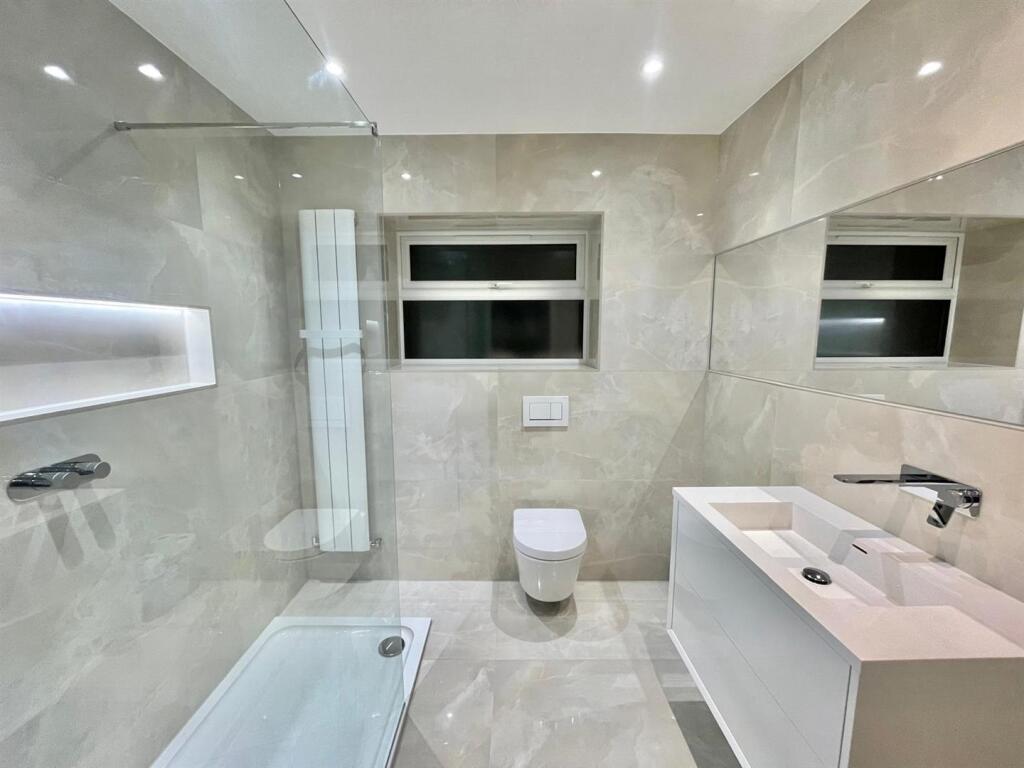 Additional image 10 of Robin Close, Billericay