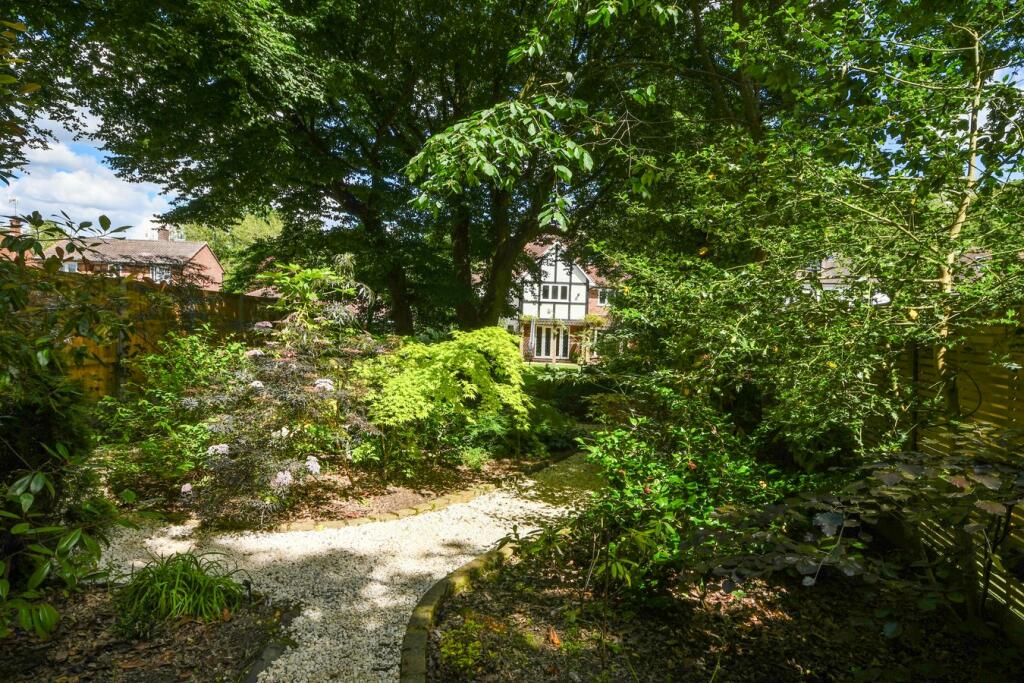 Additional image 36 of The Avenue, Brentwood, CM13