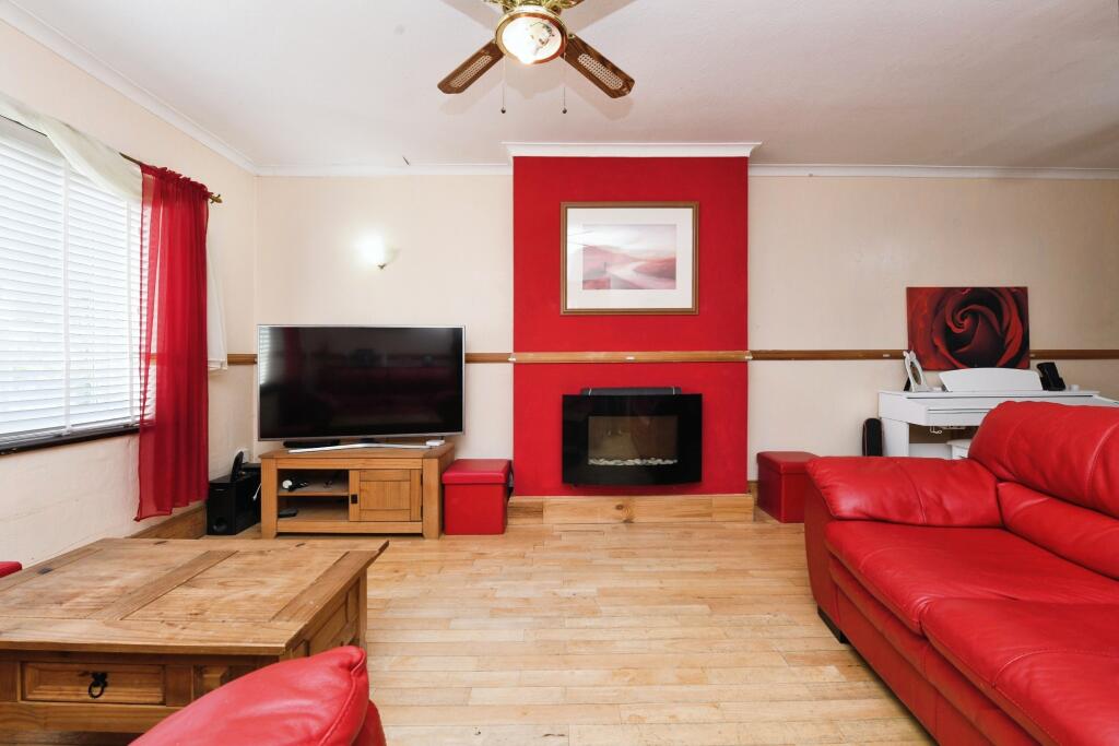 Additional image 15 of Queenswood Avenue, BRENTWOOD, Essex, CM13