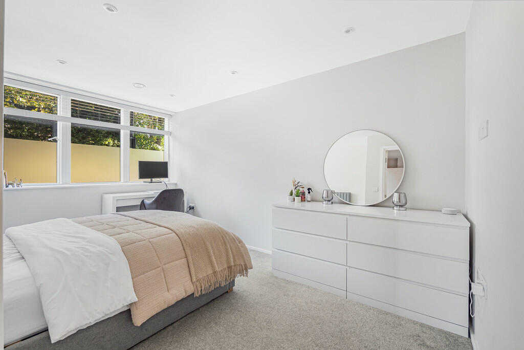 Additional image 15 of Chalkhurst Court , 32 Lismore Road