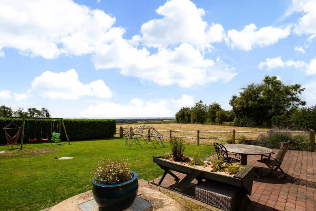 Additional image 5 of Pilgrims Lane, Caterham, CR3