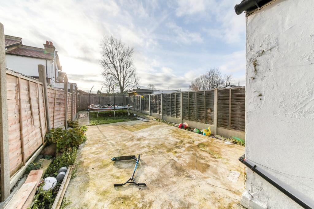 Additional image 9 of Wood Street, Mitcham, CR4