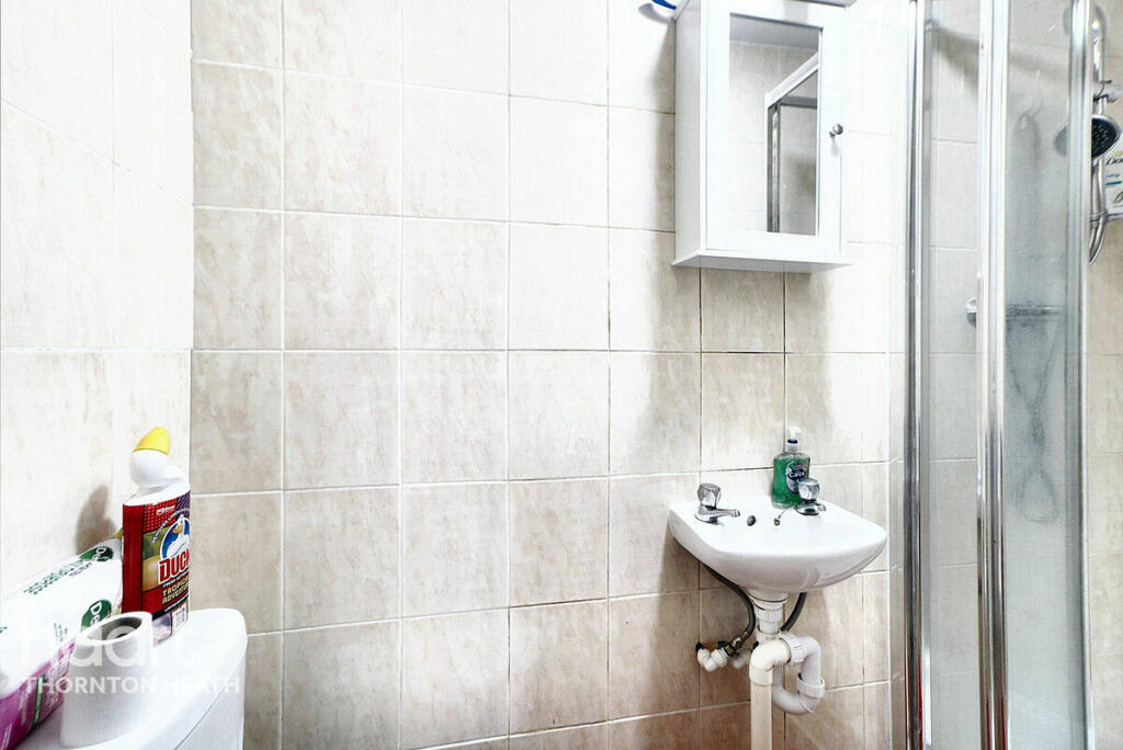 Additional image 7 of Carisbrooke Road, MITCHAM