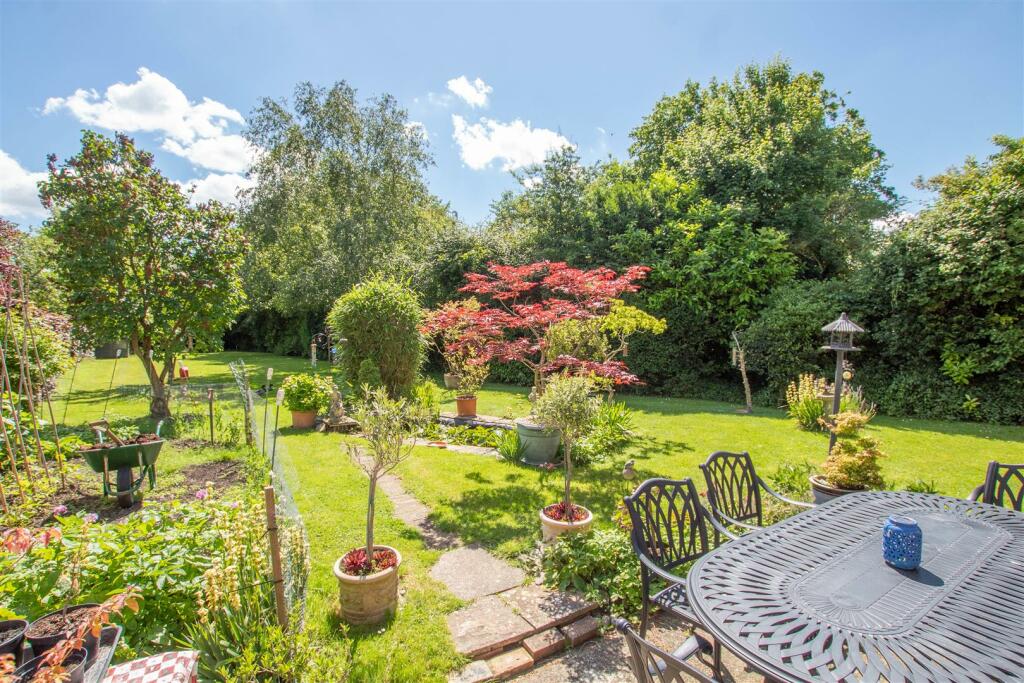 Additional image 3 of Birdbrook