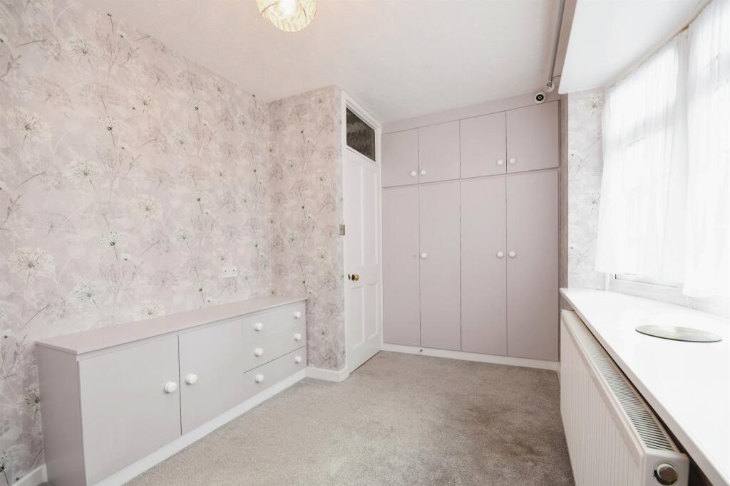 Additional image 14 of Hatch Road, Pilgrims Hatch, Brentwood