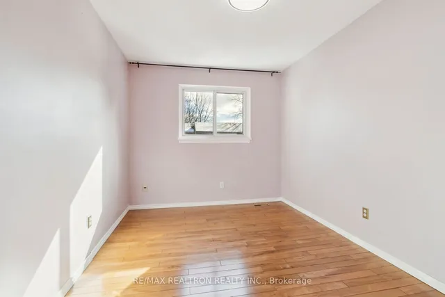 Additional image 29 of 44 Chester Le Blvd Unit 6