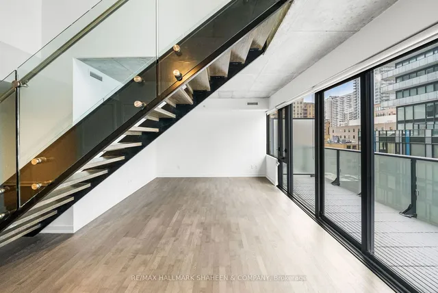 Additional image 12 of 185 Roehampton Ave Unit 702