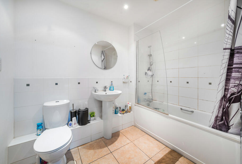 Additional image 8 of London Road, Mitcham, CR4