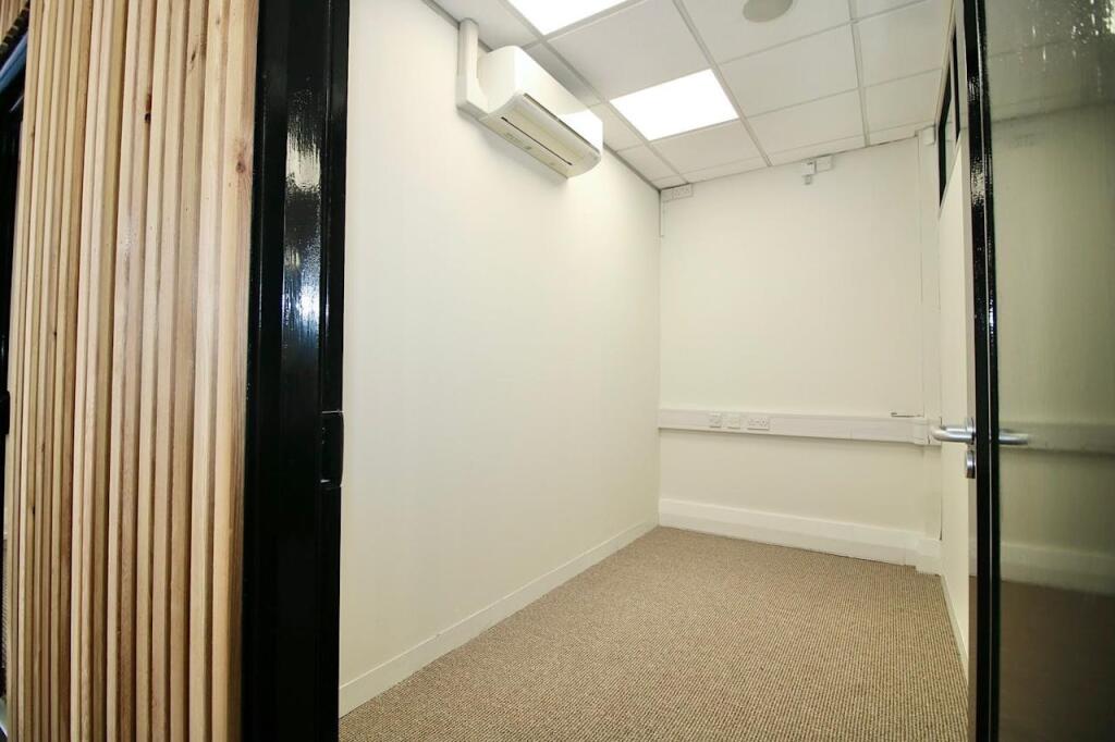 Additional image 8 of Unit 6, Lake Meadows Business Park, Woodbrook Crescent, Billericay, CM12 0EQ