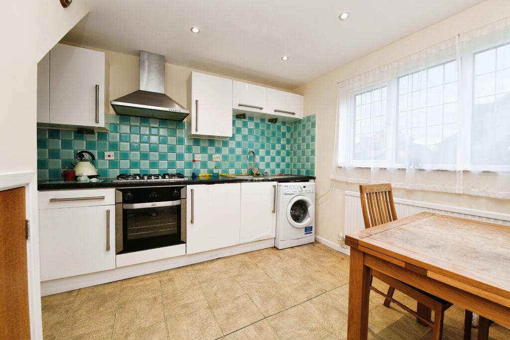 Additional image 4 of Alderbury Lea, Chelmsford, CM3