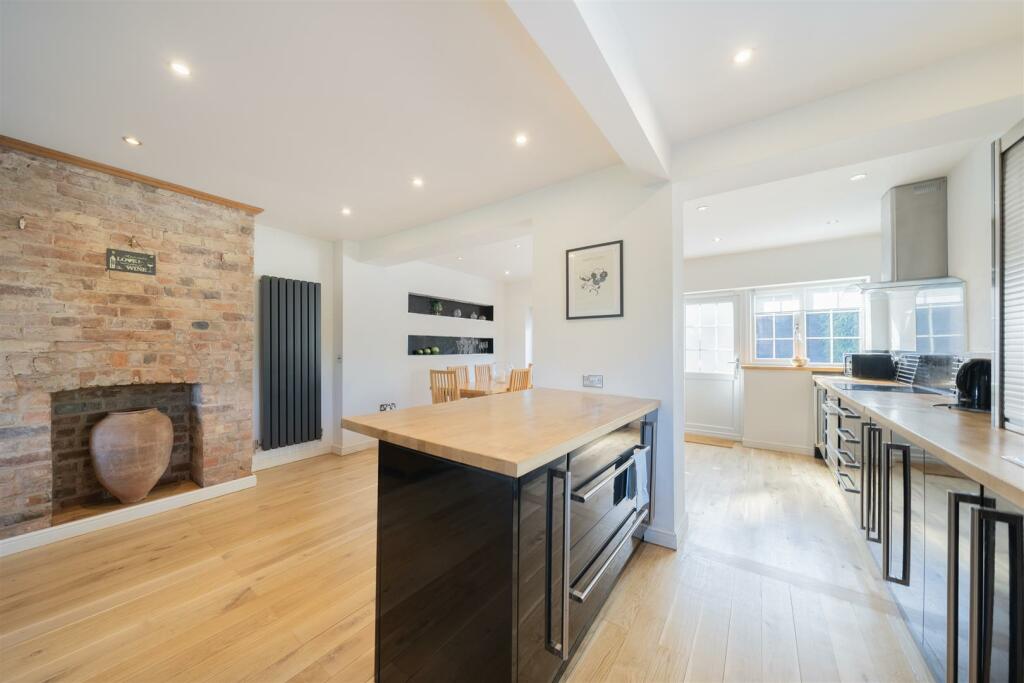 Additional image 31 of Woodland View, Childer Thornton, Cheshire