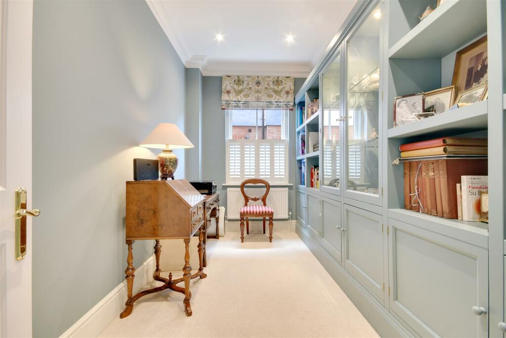 Additional image 13 of Priests Lane, Shenfield, Brentwood