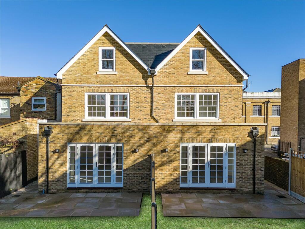 Additional image 16 of Hall Street, Chelmsford, Essex, CM2