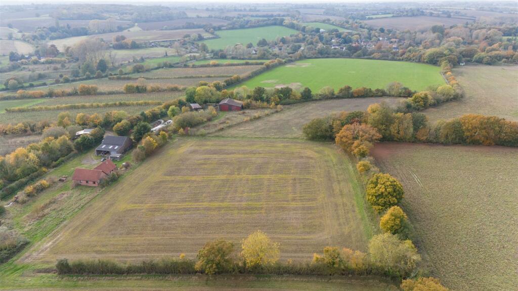 Additional image 11 of East Barn at Hedgerows Farm, Brent Eleigh, Suffolk