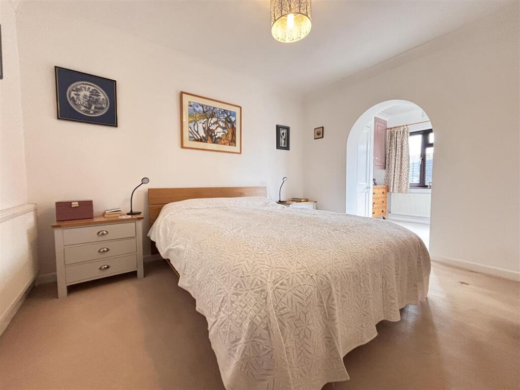 Additional image 38 of Windmill Road, Bradfield