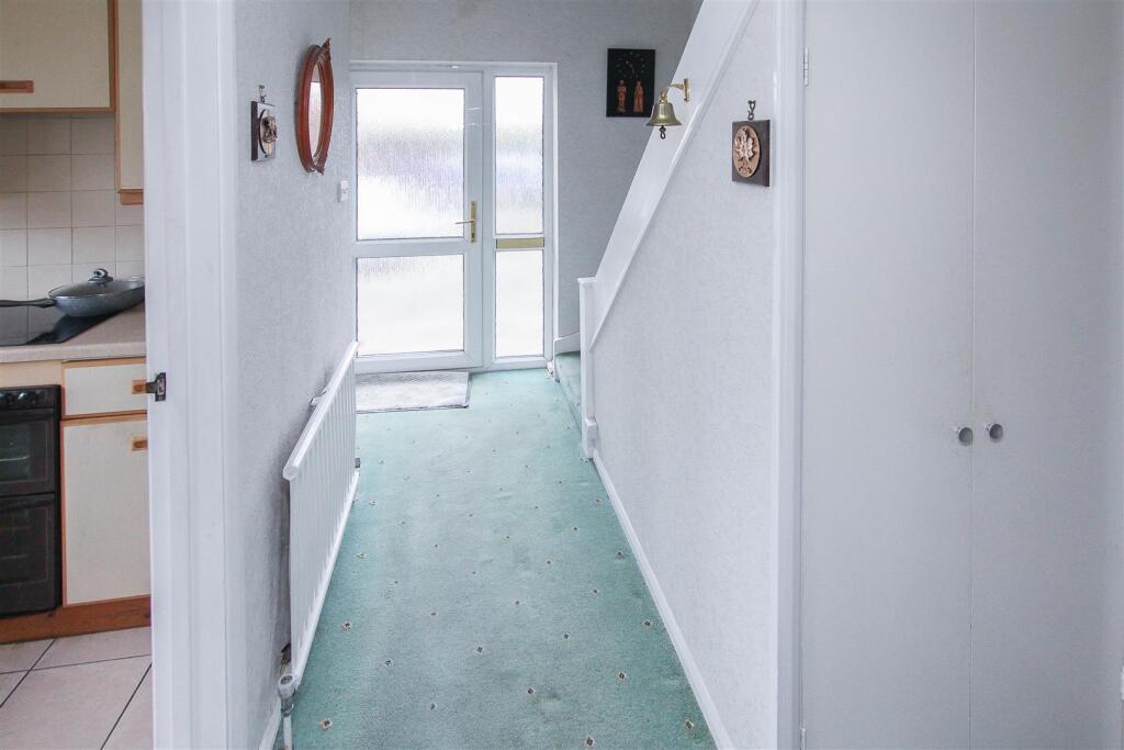 Additional image 13 of Walker Avenue, Fyfield, Ongar