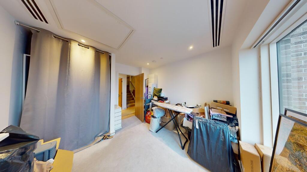 Additional image 4 of Cherry Orchard Road, Croydon, CR0