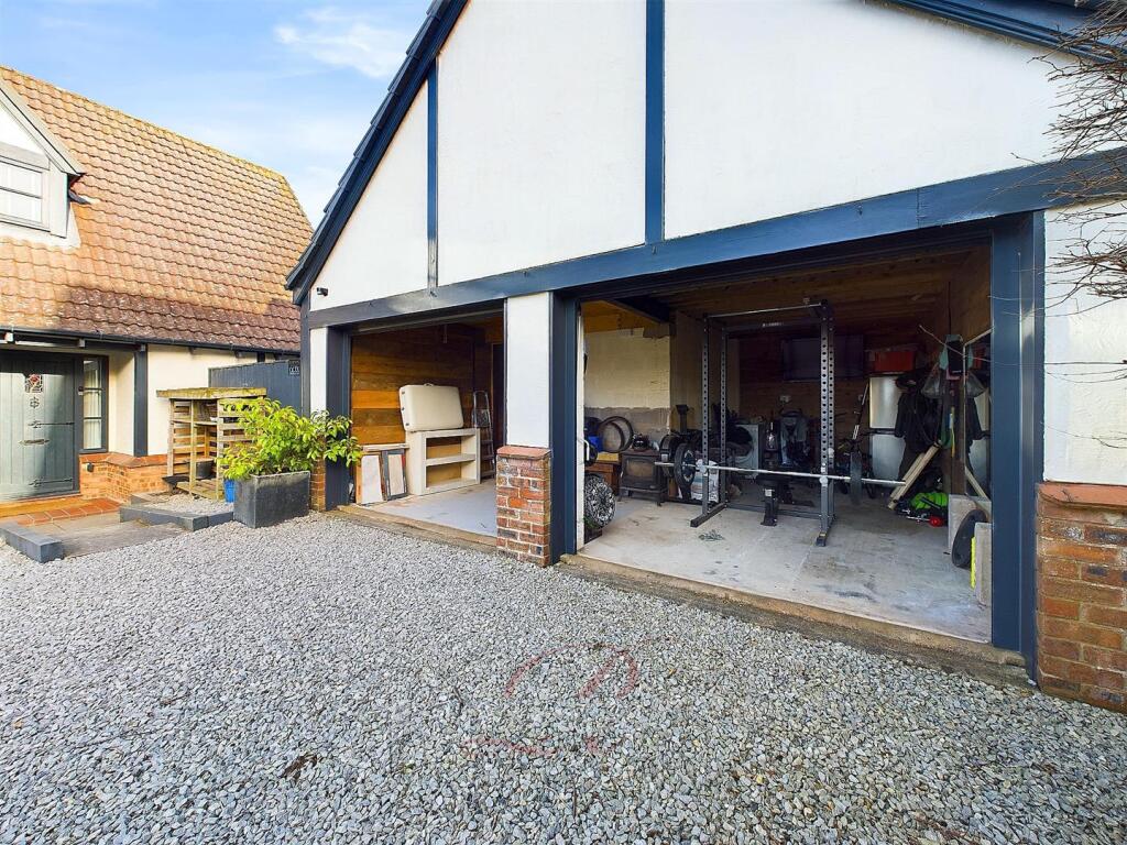 Additional image 32 of Tai Tudors, Pantymwyn, Mold