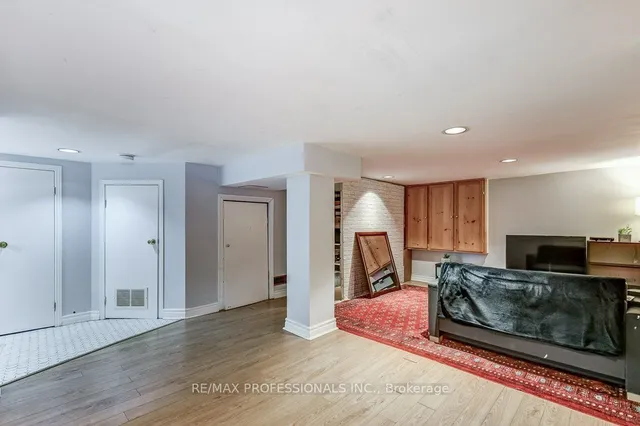 Additional image 20 of 269 Lumsden Ave