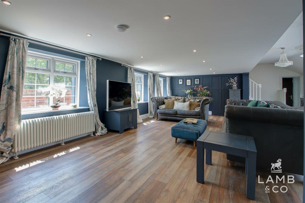 Additional image 2 of The Street, Kirby-Le-Soken