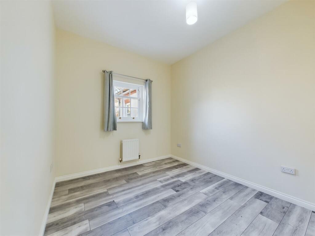 Additional image 4 of Gawton Crescent, Coulsdon