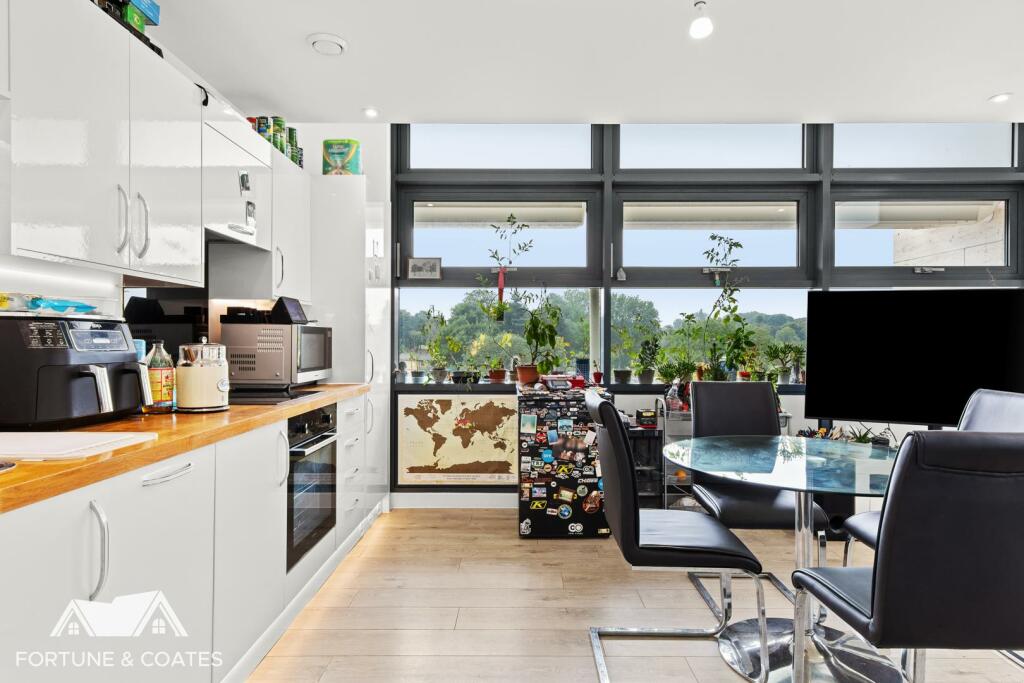 Additional image 3 of Edinburgh Gate, Harlow