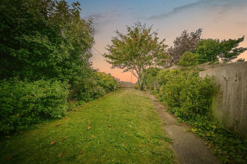 Additional image 16 of Clacton Road, Little Oakley, Harwich