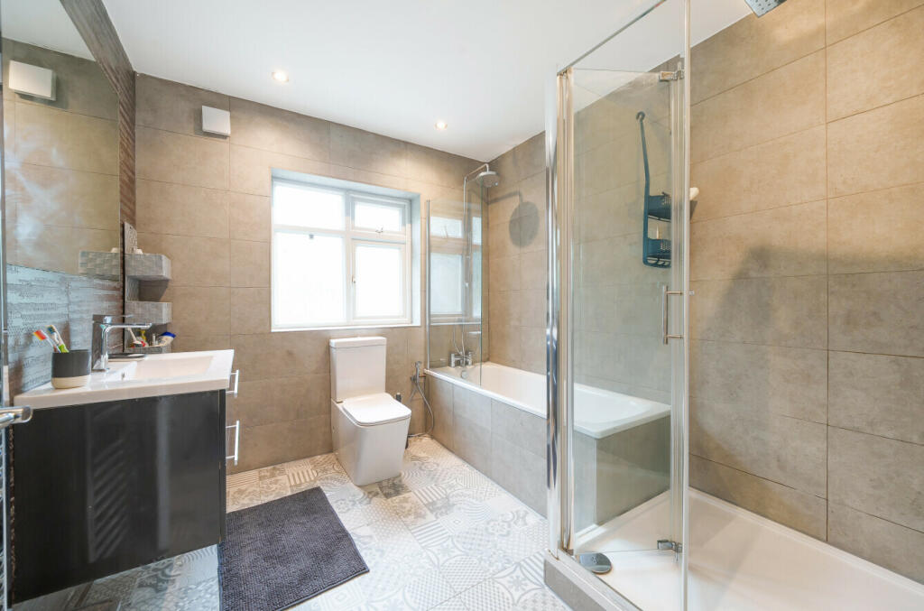 Additional image 17 of Meopham Road, Streatham Vale, CR4