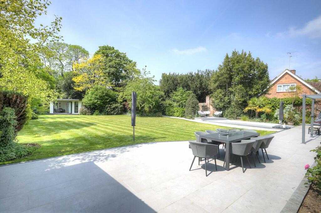 Additional image 34 of Church Street, Great Baddow, CM2