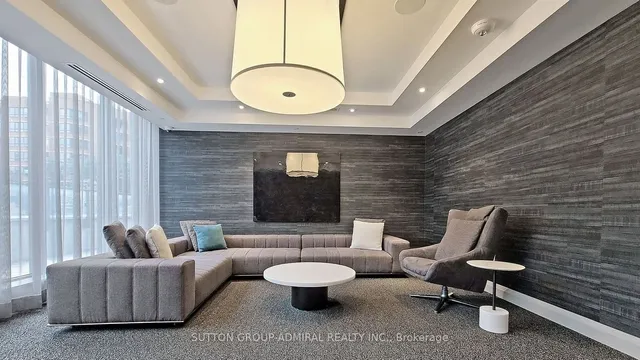 Additional image 4 of 50 Wellesley St Unit 711