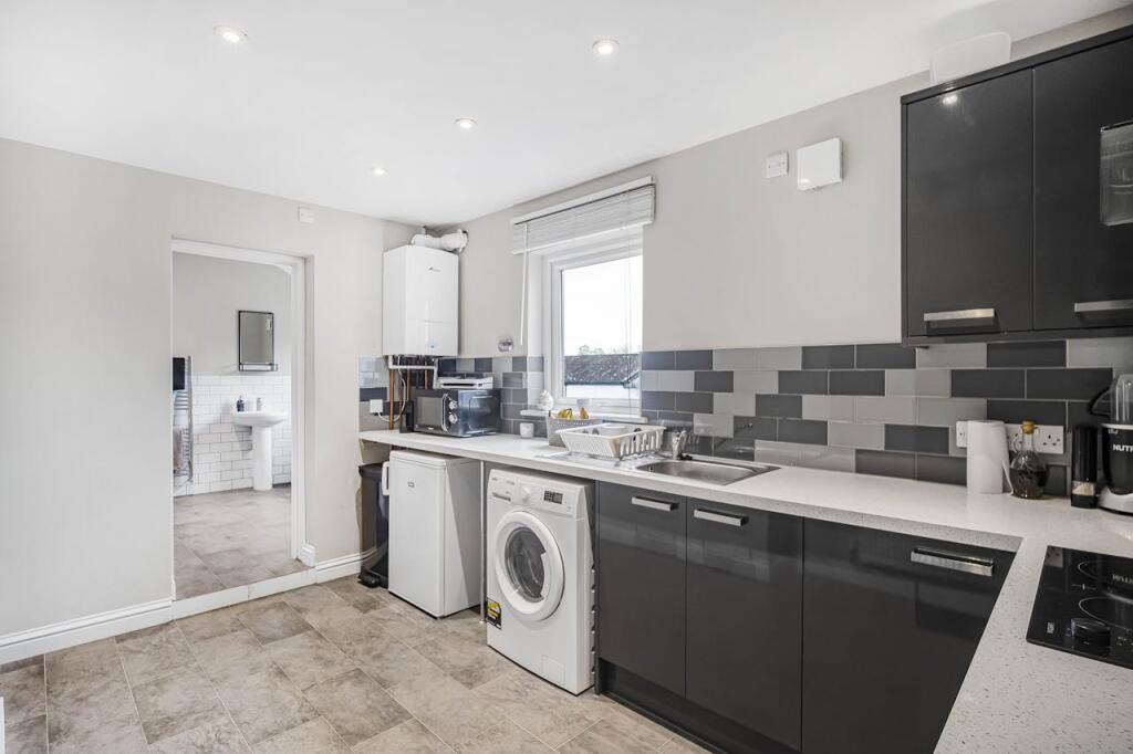 Additional image 15 of 108 Selsdon Road, South Croydon, CR2 6PG