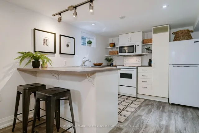 Additional image 31 of 237 Rhodes Ave