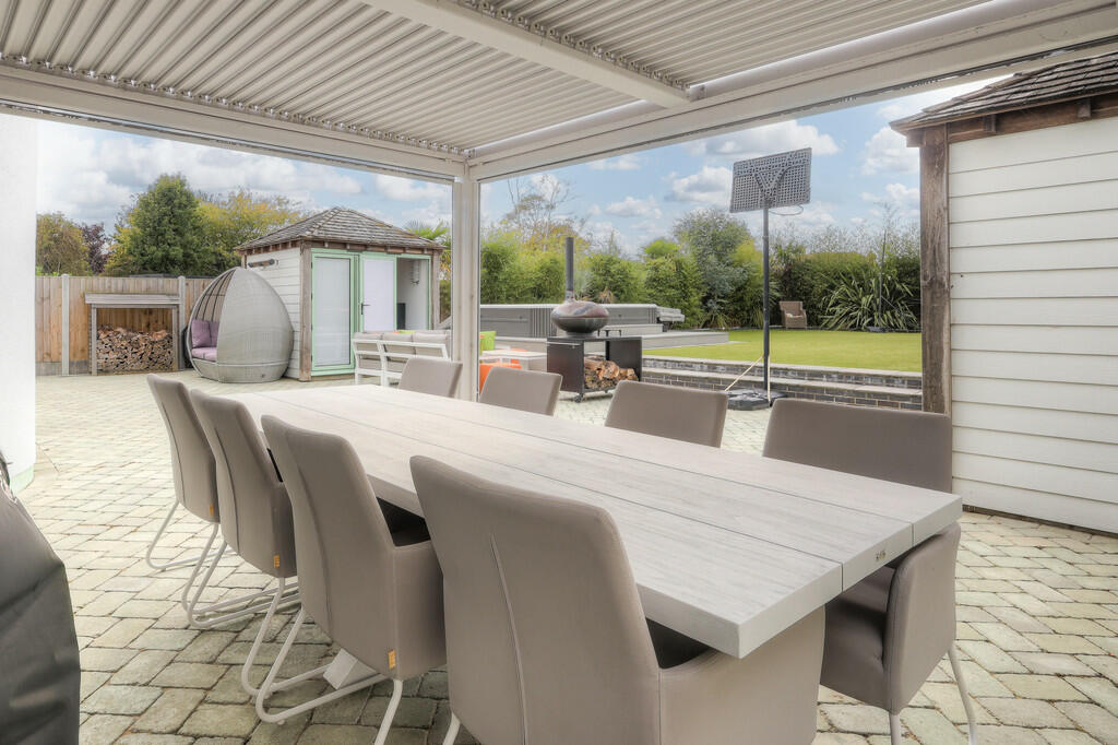 Additional image 60 of Cliff Way, Frinton-on-Sea