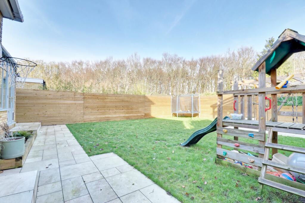 Additional image 20 of Mayfield Close, Harlow, CM17