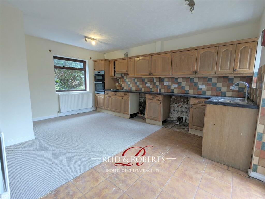 Additional image 6 of Y Gerddi, Mostyn