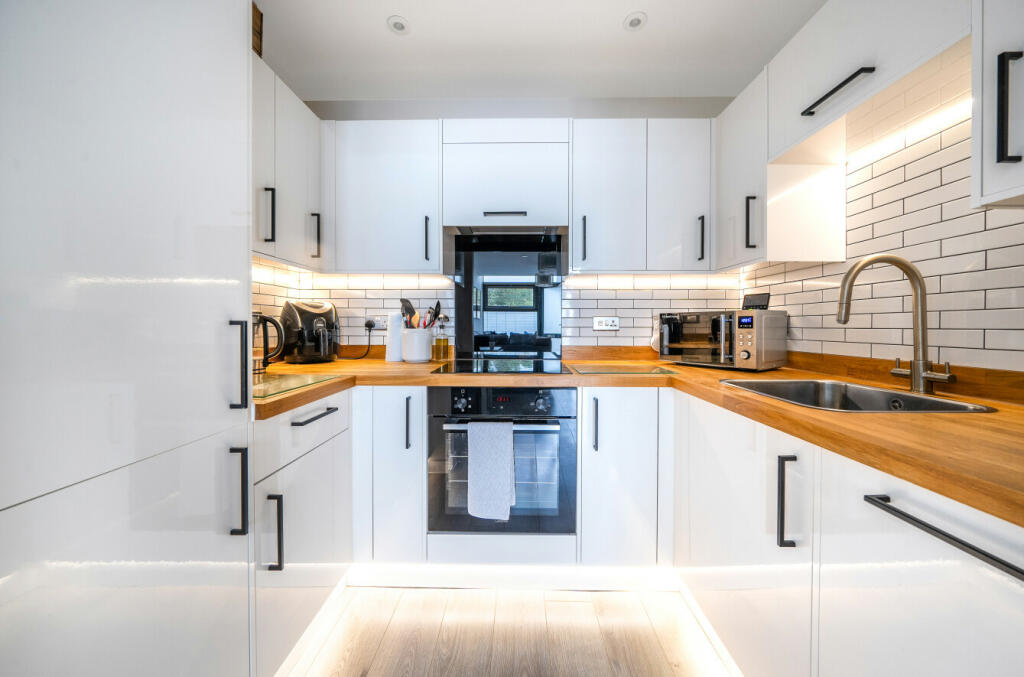 Additional image 2 of Edinburgh Gate, Harlow, Essex, CM20