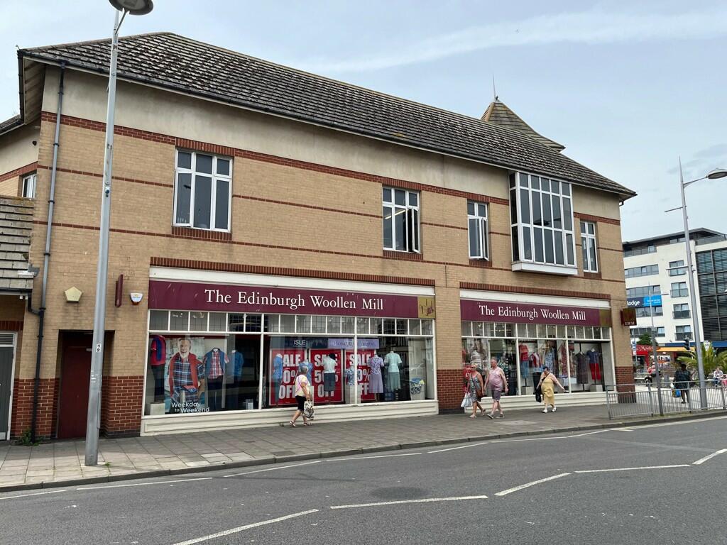 Additional image 6 of 68a-70a Pier Avenue, Clacton On Sea, Essex, CO15