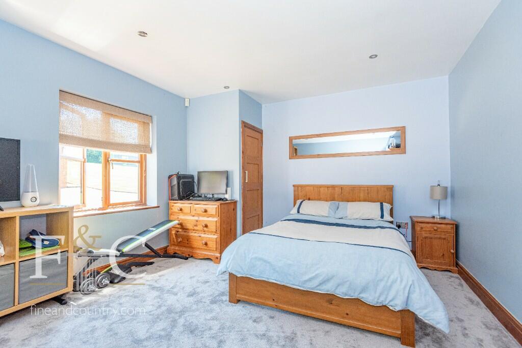 Additional image 22 of Hamlet Hill, Roydon