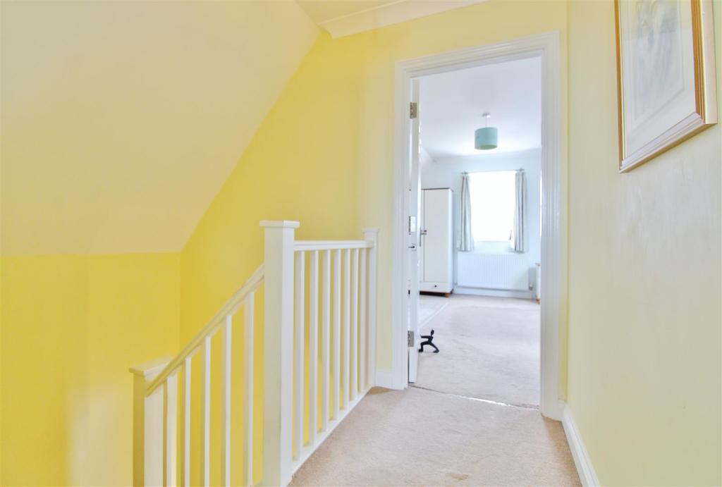 Additional image 20 of Third Avenue, Walton On The Naze