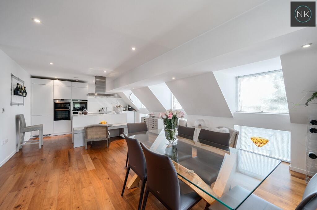 Additional image 8 of Coopers Court, Piercing Hill, Theydon Bois, Epping, Essex, CM16