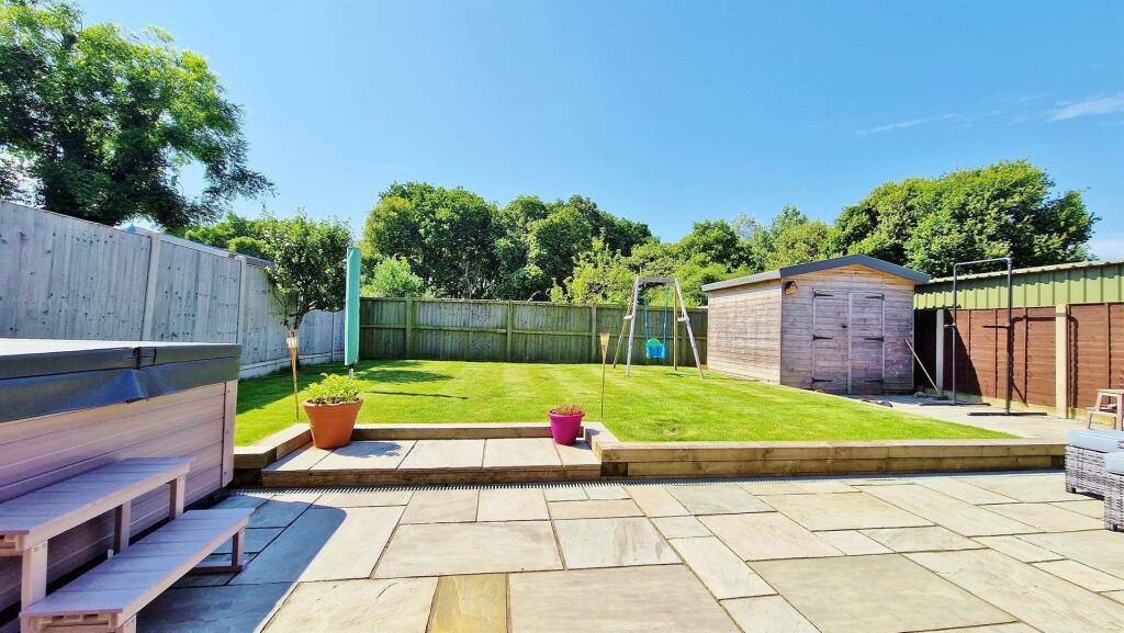 Additional image 23 of Thorpe Road, Kirby Cross, Frinton-On-Sea