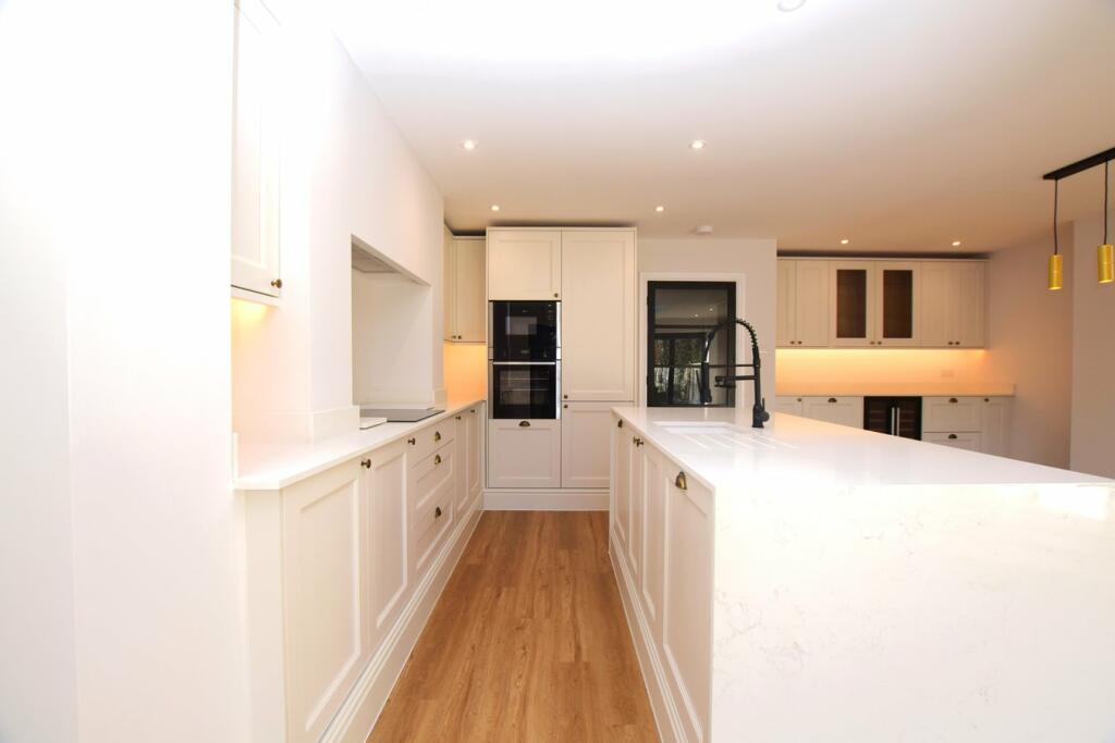 Additional image 7 of Perry Street, Billericay, CM12
