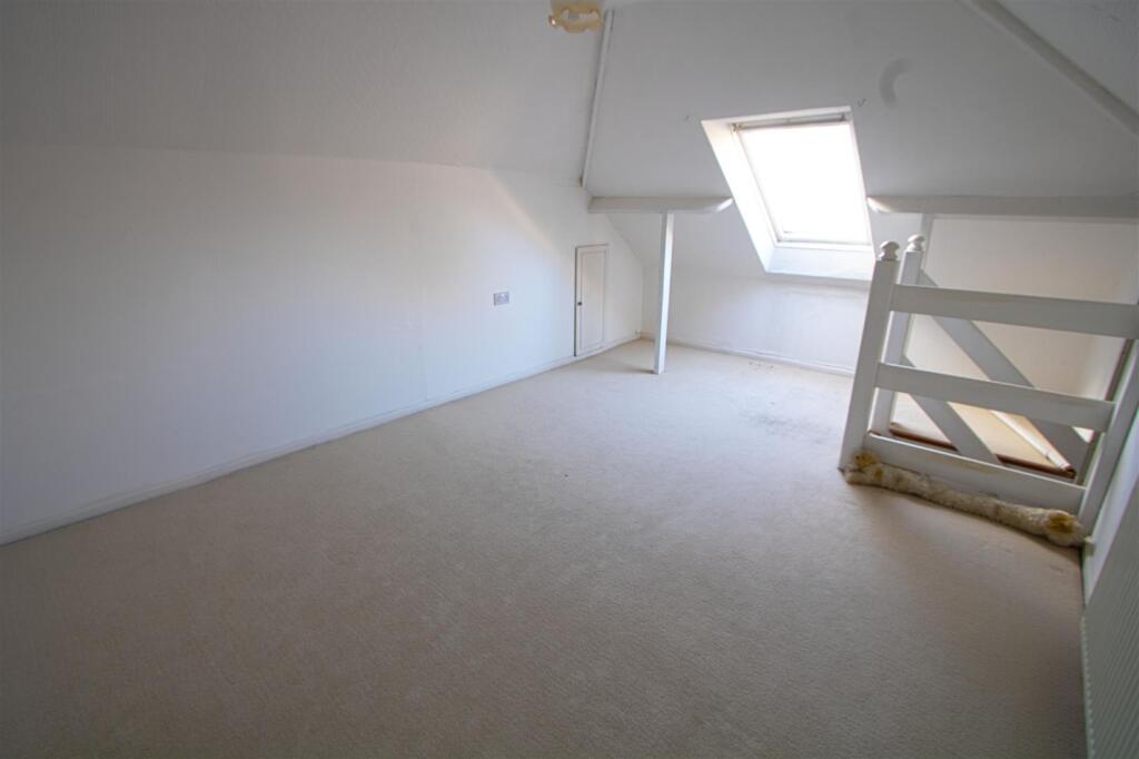 Additional image 10 of Well Lane, Stock, Ingatestone