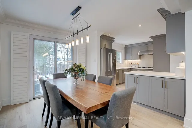 Additional image 19 of 3 Guytoi Crt