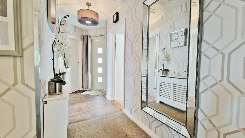 Additional image 7 of Old Parsonage Way, Frinton-On-Sea